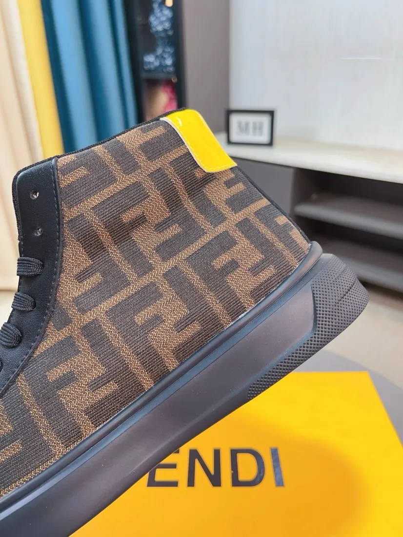 Men's shoes 💰440🌹🌹【fendi Fendi】: 🔝High-end brand of men's shoes: high-top series: official website 1:1 latest masterpiece: the upper is made of brand fabric with imported cowhide technology, ➕🐑made in sheepskin👍, making walking more convenient and comfortable, a stunning work, compared with the official quality, the beautiful 1:1 replica [color]! Create a fashionable personality to set off your uniqueness! A must-have for trendy men! 🔥Size: 38-44.